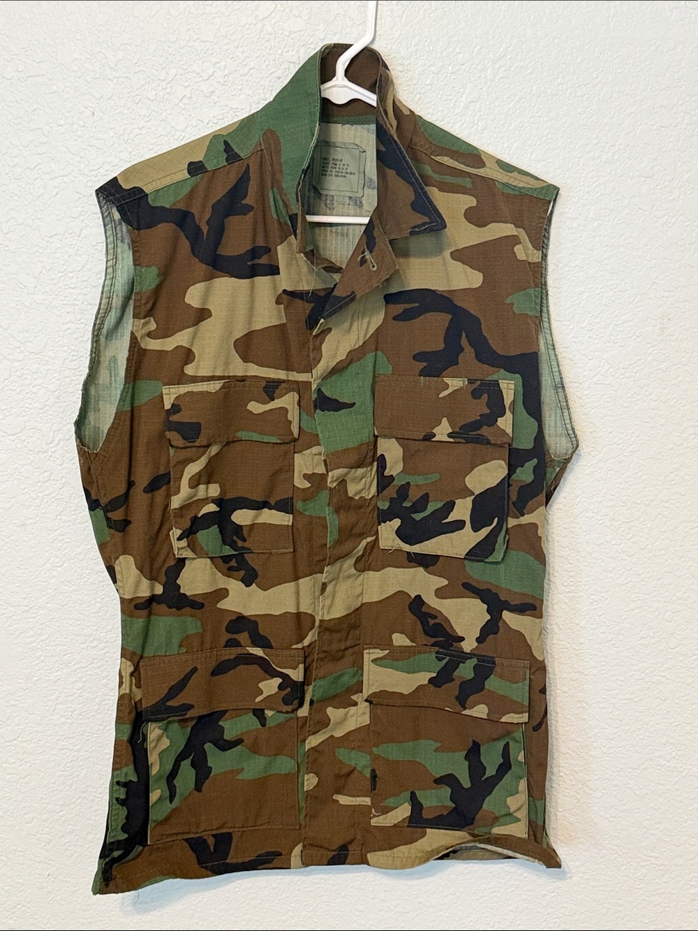 U.S. Army Camouflage Utility Vest in Woodland Green/Brown
